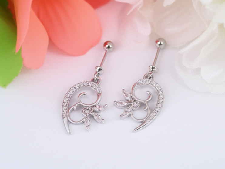 Half Curved Flower Helix Piercing Earrings