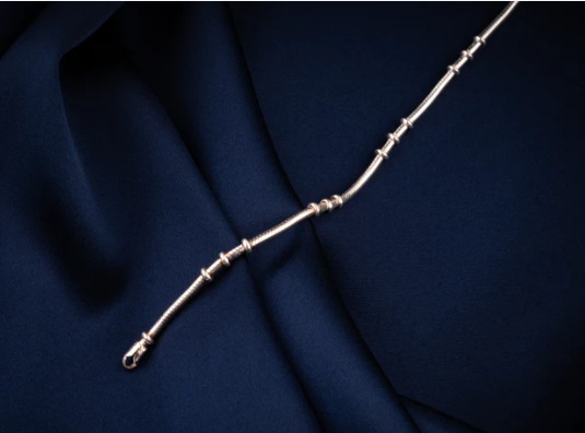 Dot Snake Silver Chain