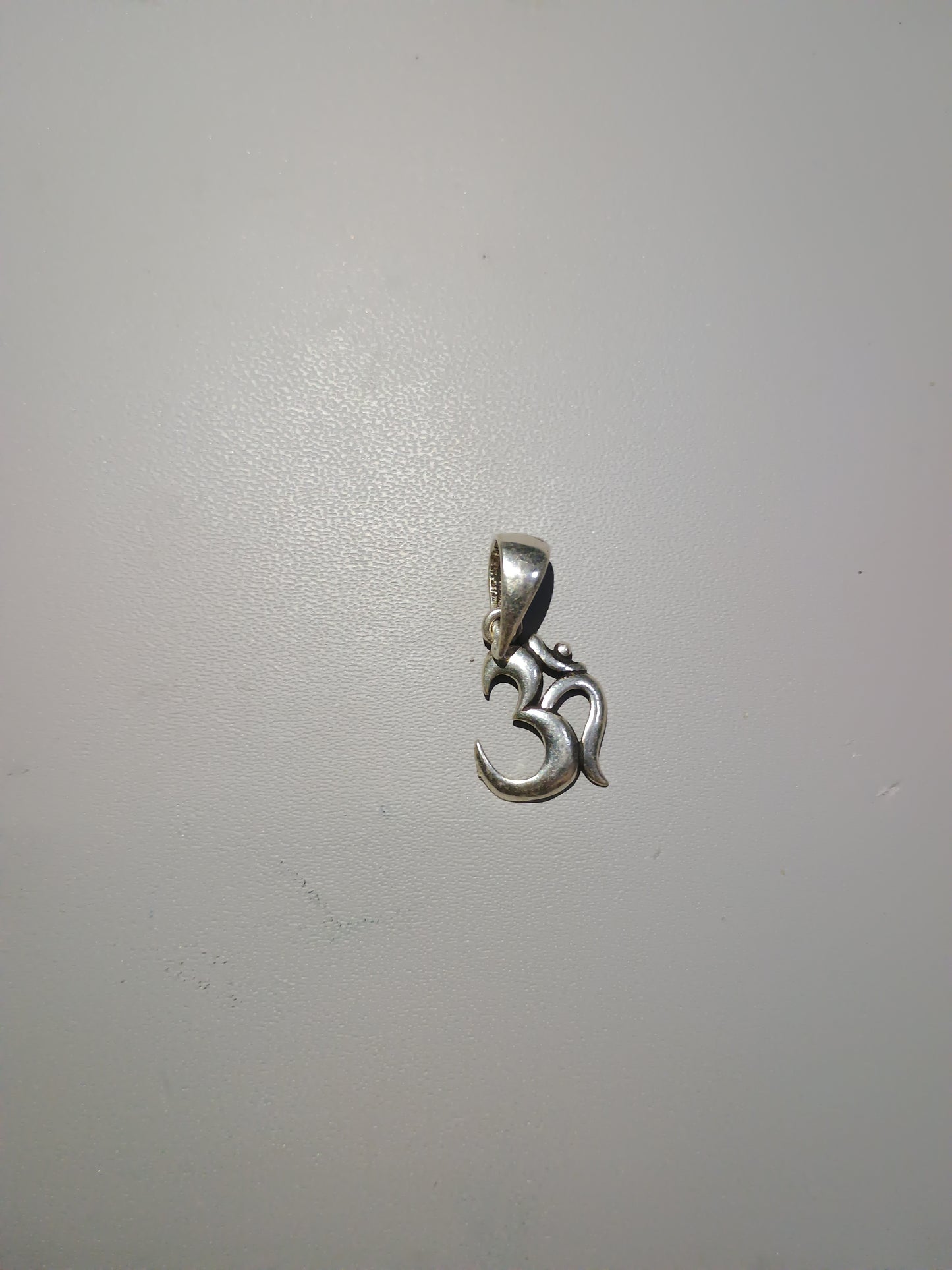 925 Light weight Om Pendant