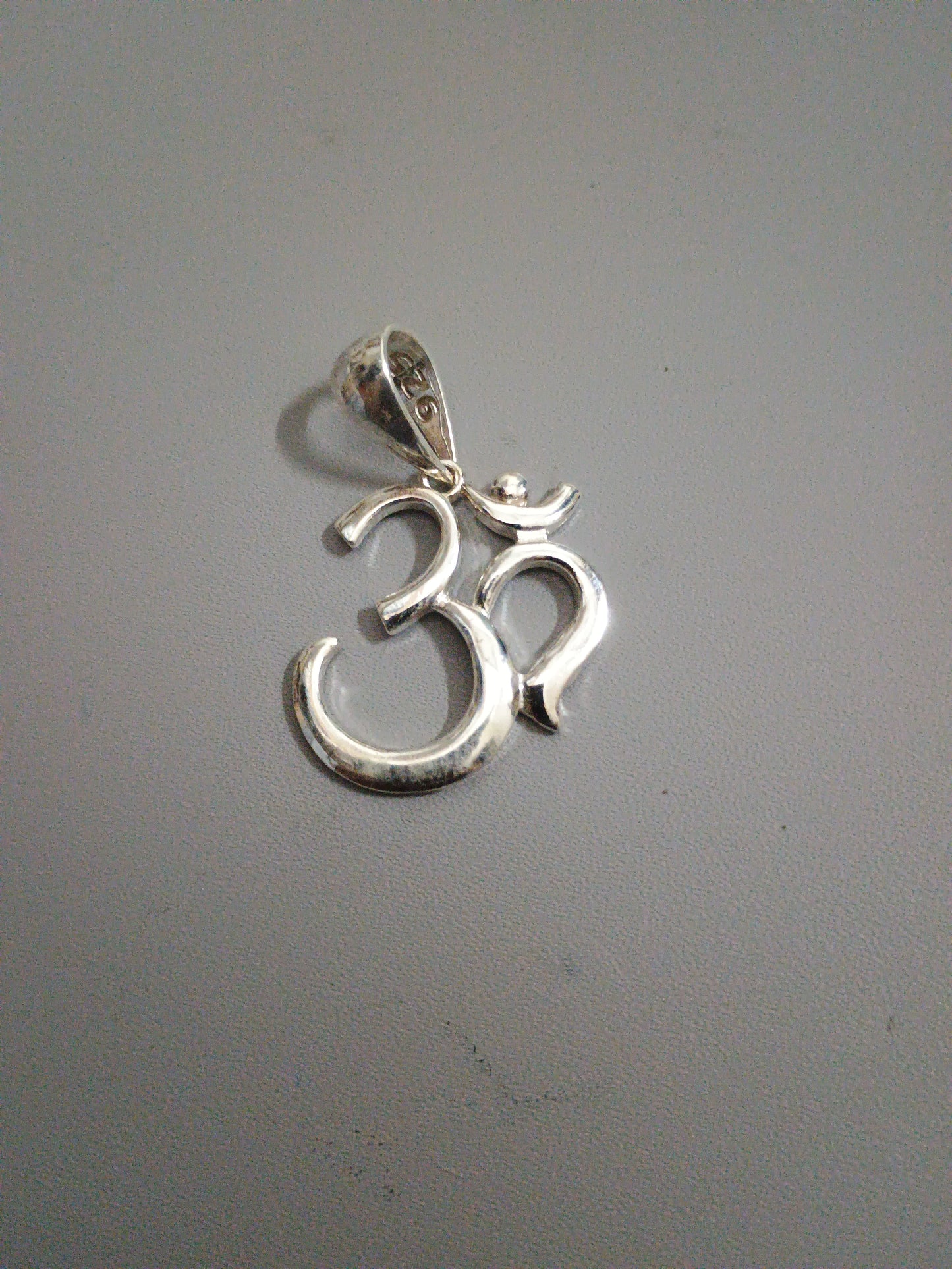 925 Om Pendant