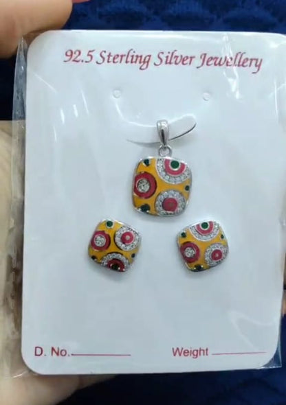 Lightweight Enamel Pendant Set