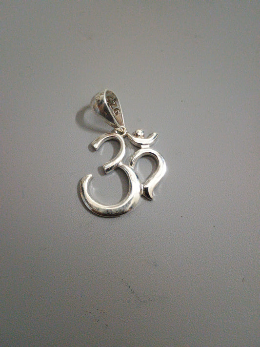 925 Om Pendant