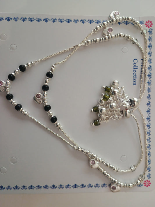 Black Bead Payal with Dangling Heart Adjustable